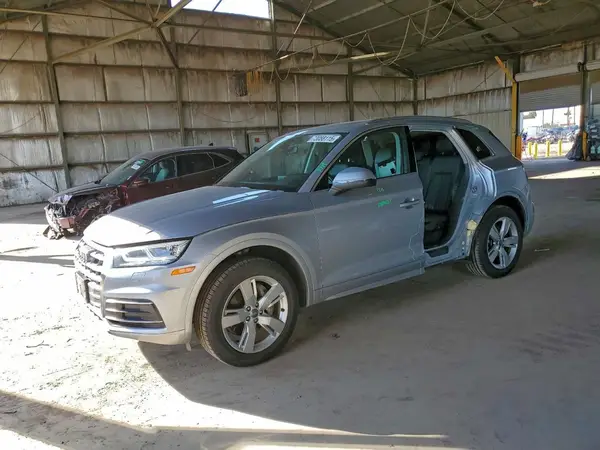 WA1BNAFY4K2054318 2019 AUDI Q5 - Image 1