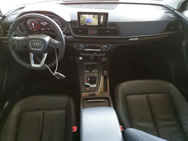 WA1BNAFY4K2054318 2019 AUDI Q5 - Image 8