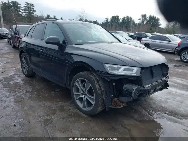 WA1BNAFY4K2060295 2019 AUDI Q5 - Image 1
