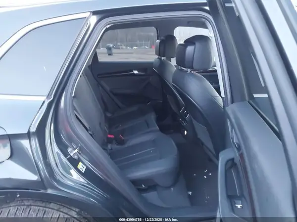 WA1BNAFY4K2079087 2019 AUDI Q5 - Image 8
