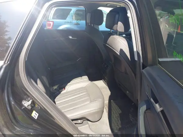 WA1BNAFY4K2081518 2019 AUDI Q5 - Image 8