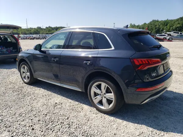 WA1BNAFY4K2087187 2019 AUDI Q5 - Image 2