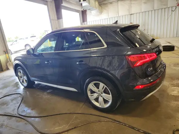 WA1BNAFY4K2089943 2019 AUDI Q5 - Image 2