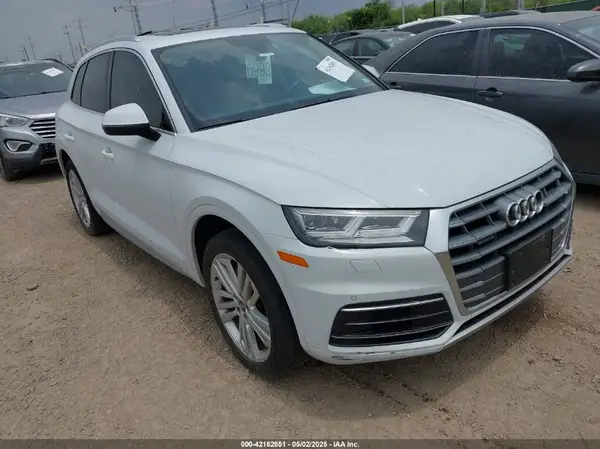 WA1BNAFY4K2091255 2019 AUDI Q5 - Image 1
