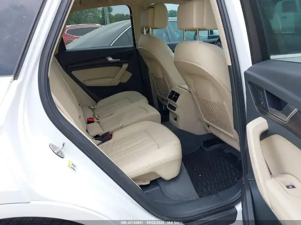 WA1BNAFY4K2091255 2019 AUDI Q5 - Image 8