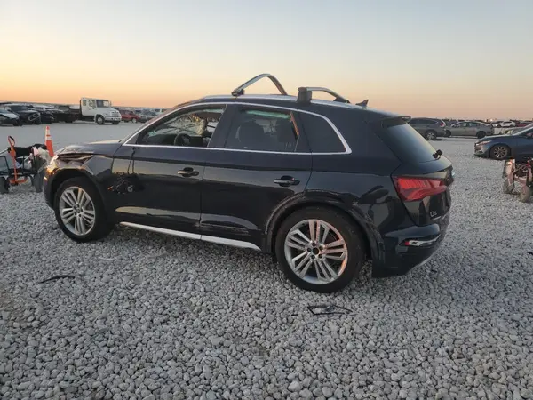 WA1BNAFY4K2095029 2019 AUDI Q5 - Image 2