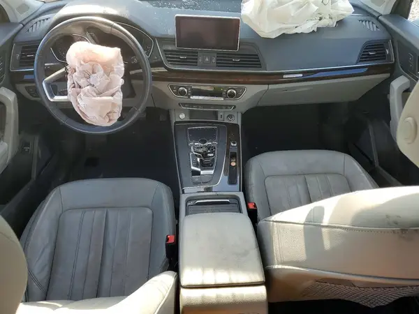 WA1BNAFY4K2095175 2019 AUDI Q5 - Image 8