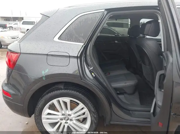 WA1BNAFY4K2104716 2019 AUDI Q5 - Image 8