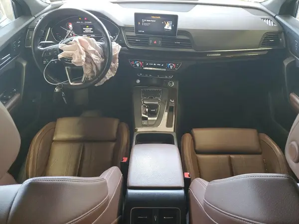 WA1BNAFY4K2106272 2019 AUDI Q5 - Image 8