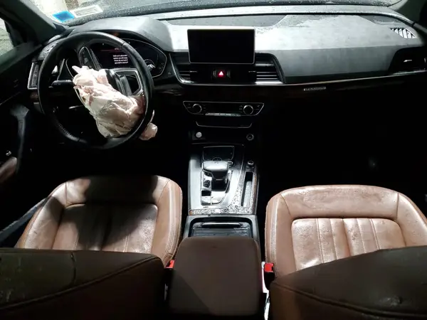 WA1BNAFY4K2112234 2019 AUDI Q5 - Image 8