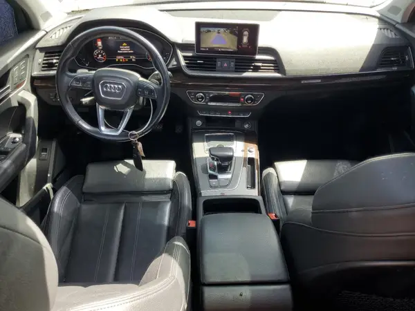WA1BNAFY4K2131530 2019 AUDI Q5 - Image 8