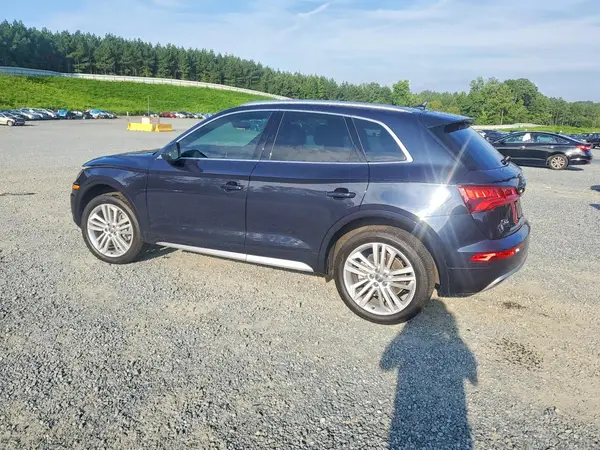 WA1BNAFY4L2024821 2020 AUDI Q5 - Image 2