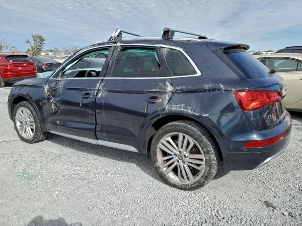 WA1BNAFY4L2032725 2020 AUDI Q5 - Image 2