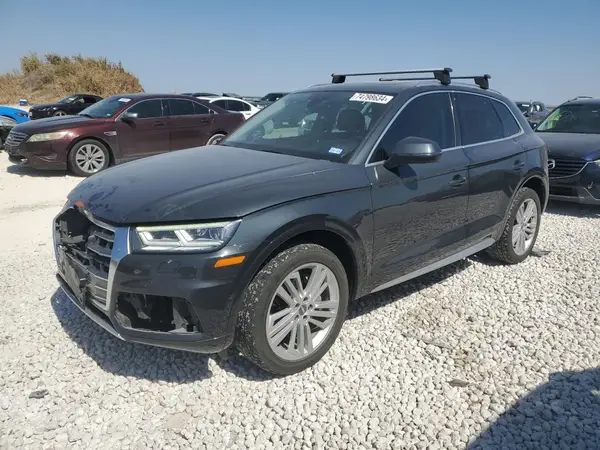 WA1BNAFY4L2042557 2020 AUDI Q5 - Image 1