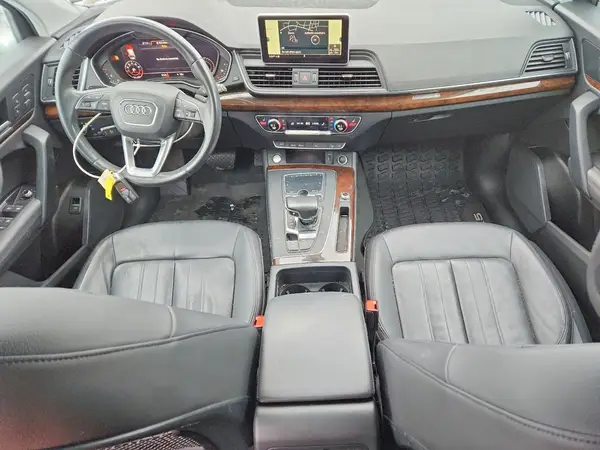 WA1BNAFY4L2068737 2020 AUDI Q5 - Image 8