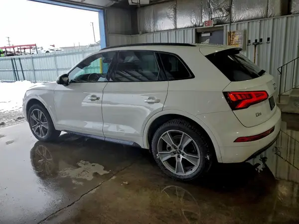 WA1BNAFY4L2075249 2020 AUDI Q5 - Image 2