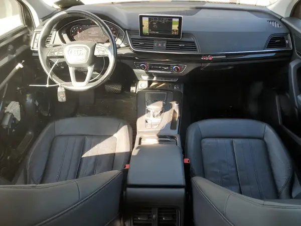 WA1BNAFY4L2079737 2020 AUDI Q5 - Image 8