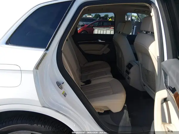 WA1BNAFY5J2002680 2018 AUDI Q5 - Image 8