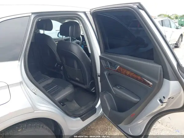 WA1BNAFY5J2010942 2018 AUDI Q5 - Image 8