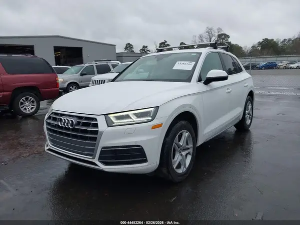 WA1BNAFY5J2014747 2018 AUDI Q5 - Image 2