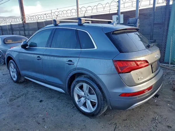 WA1BNAFY5J2015851 2018 AUDI Q5 - Image 2