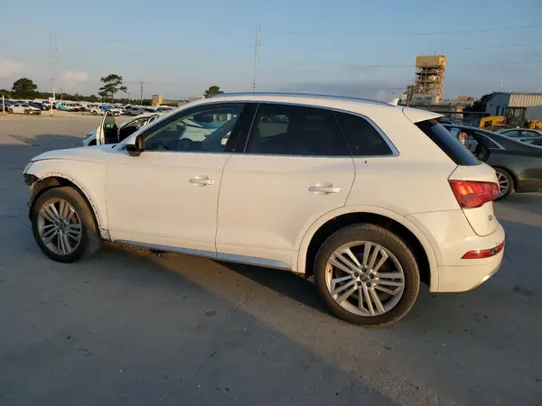 WA1BNAFY5J2018135 2018 AUDI Q5 - Image 2