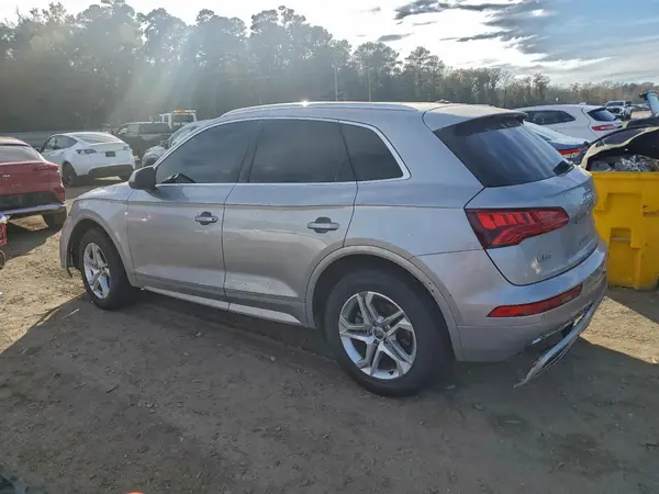 WA1BNAFY5J2018586 2018 AUDI Q5 - Image 2