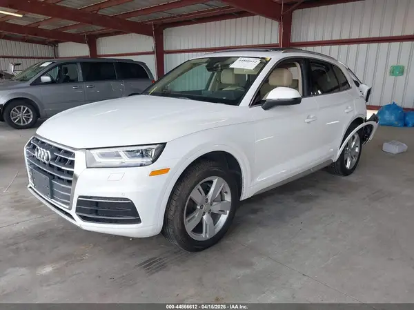 WA1BNAFY5J2020726 2018 AUDI Q5 - Image 2