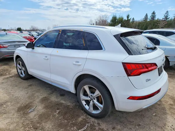 WA1BNAFY5J2022637 2018 AUDI Q5 - Image 2
