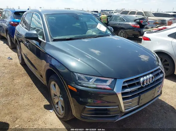WA1BNAFY5J2023822 2018 AUDI Q5 - Image 1