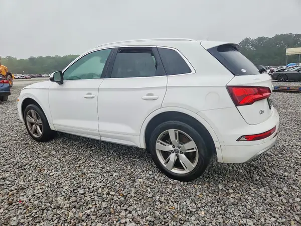 WA1BNAFY5J2030267 2018 AUDI Q5 - Image 2