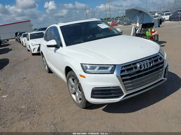 WA1BNAFY5J2049532 2018 AUDI Q5 - Image 1