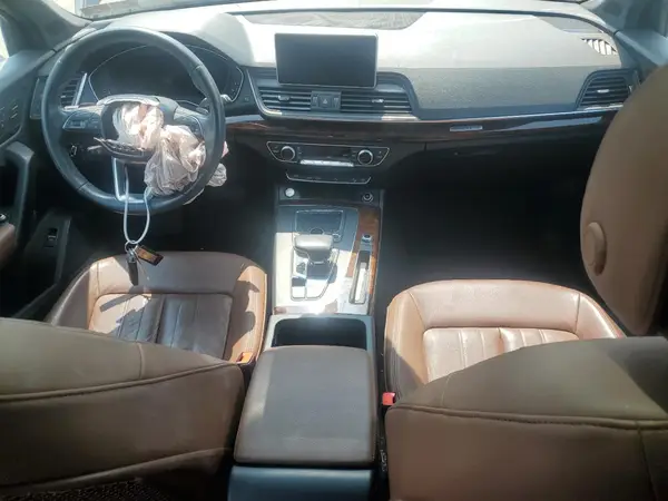 WA1BNAFY5J2051376 2018 AUDI Q5 - Image 8