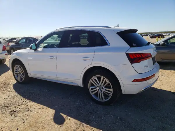 WA1BNAFY5J2051992 2018 AUDI Q5 - Image 2