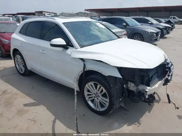 WA1BNAFY5J2052172 2018 AUDI Q5 - Image 1