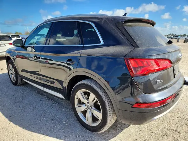 WA1BNAFY5J2055962 2018 AUDI Q5 - Image 2