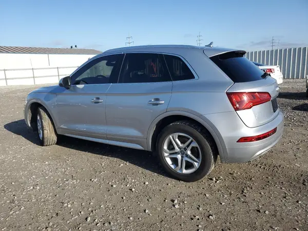 WA1BNAFY5J2057257 2018 AUDI Q5 - Image 2