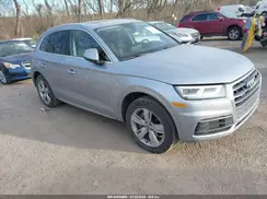 WA1BNAFY5J2057565 2018 AUDI Q5