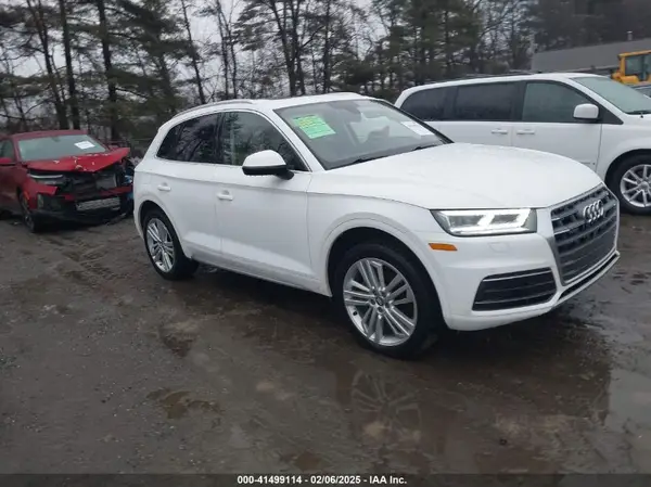 WA1BNAFY5J2081140 2018 AUDI Q5 - Image 1