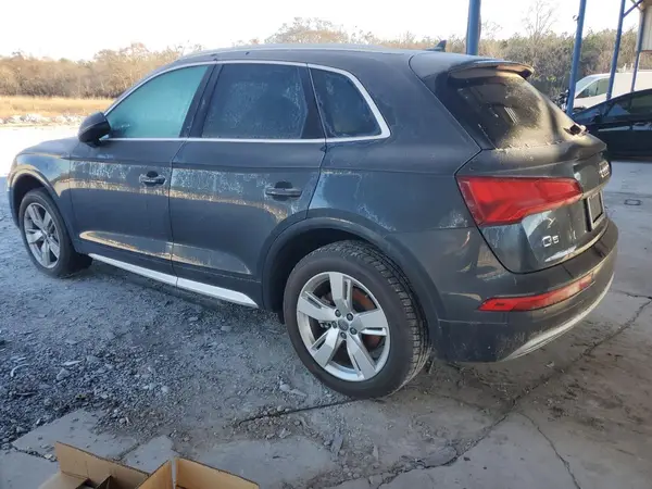 WA1BNAFY5J2083227 2018 AUDI Q5 - Image 2
