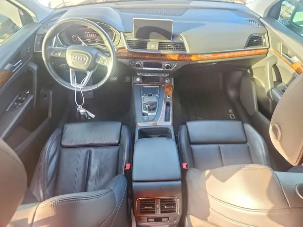 WA1BNAFY5J2094695 2018 AUDI Q5 - Image 8