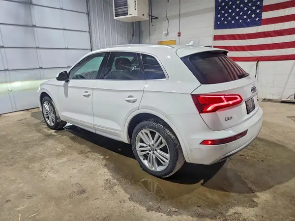 WA1BNAFY5J2097144 2018 AUDI Q5 - Image 2