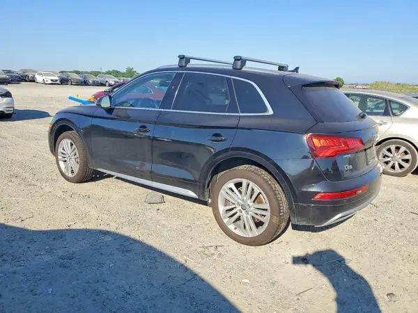 WA1BNAFY5J2103542 2018 AUDI Q5 - Image 2