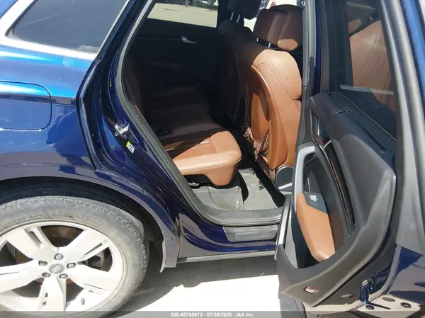 WA1BNAFY5J2105548 2018 AUDI Q5 - Image 8