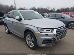 WA1BNAFY5J2114041 2018 AUDI Q5