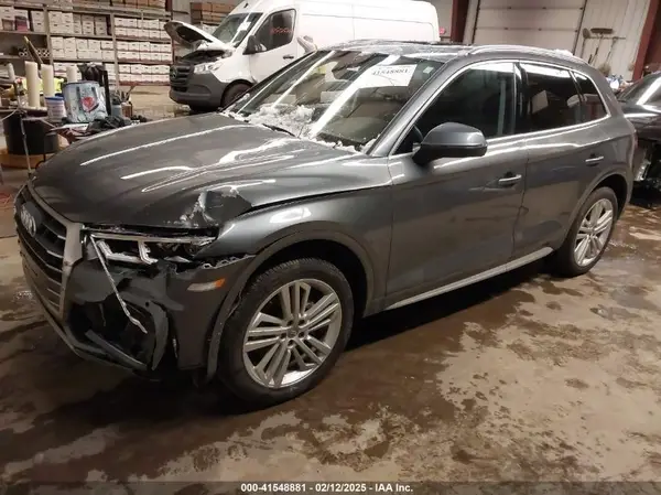 WA1BNAFY5J2118462 2018 AUDI Q5 - Image 2