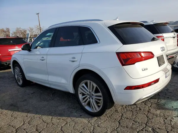 WA1BNAFY5J2121281 2018 AUDI Q5 - Image 2