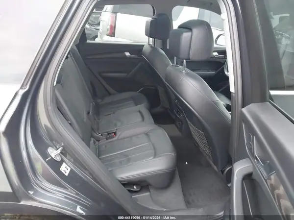 WA1BNAFY5J2127467 2018 AUDI Q5 - Image 8