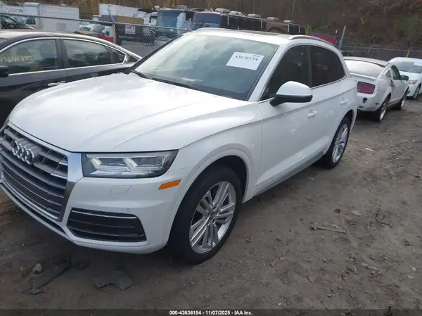 WA1BNAFY5J2134645 2018 AUDI Q5 - Image 2