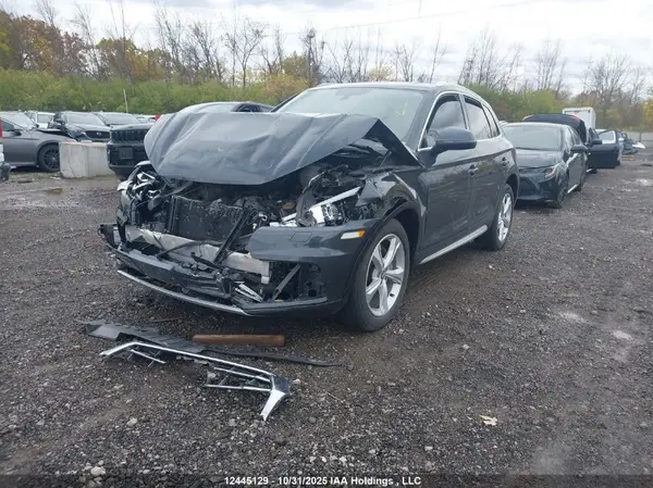 WA1BNAFY5J2148111 2018 AUDI Q5 - Image 2